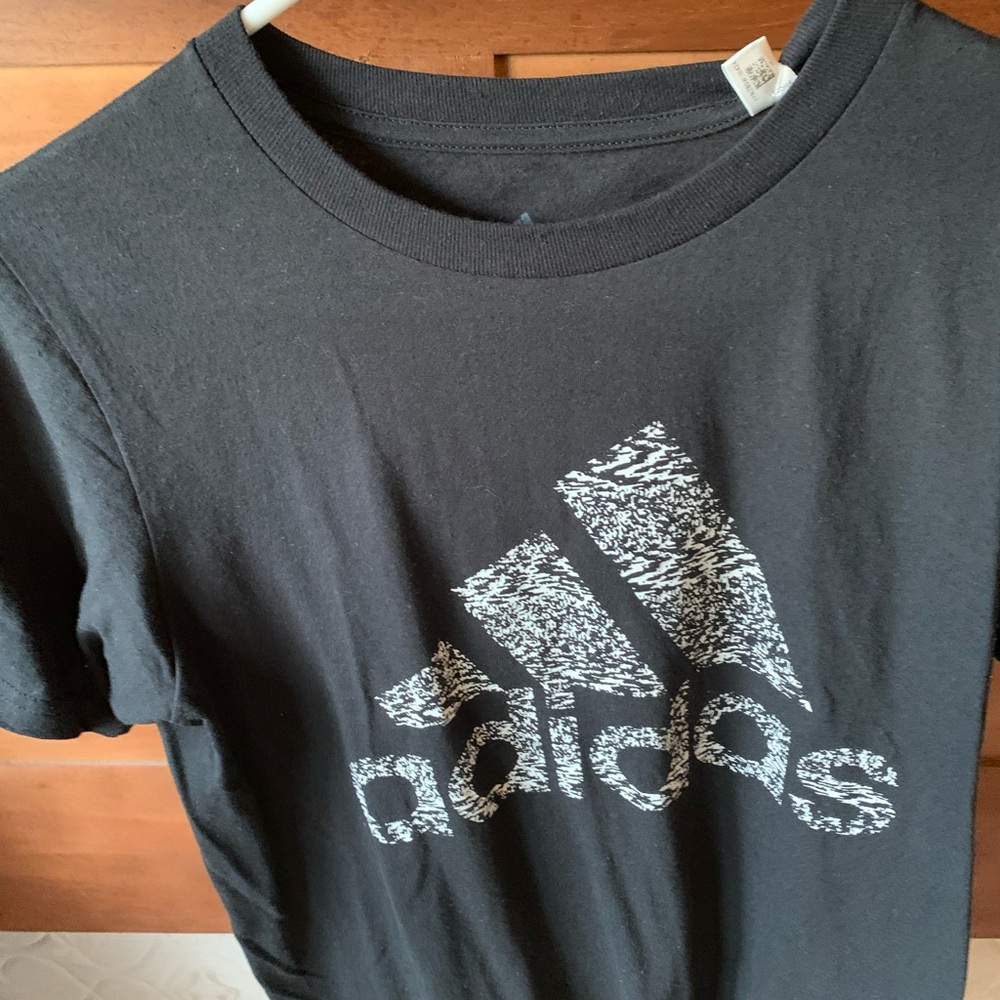 Adidas go to tee small black